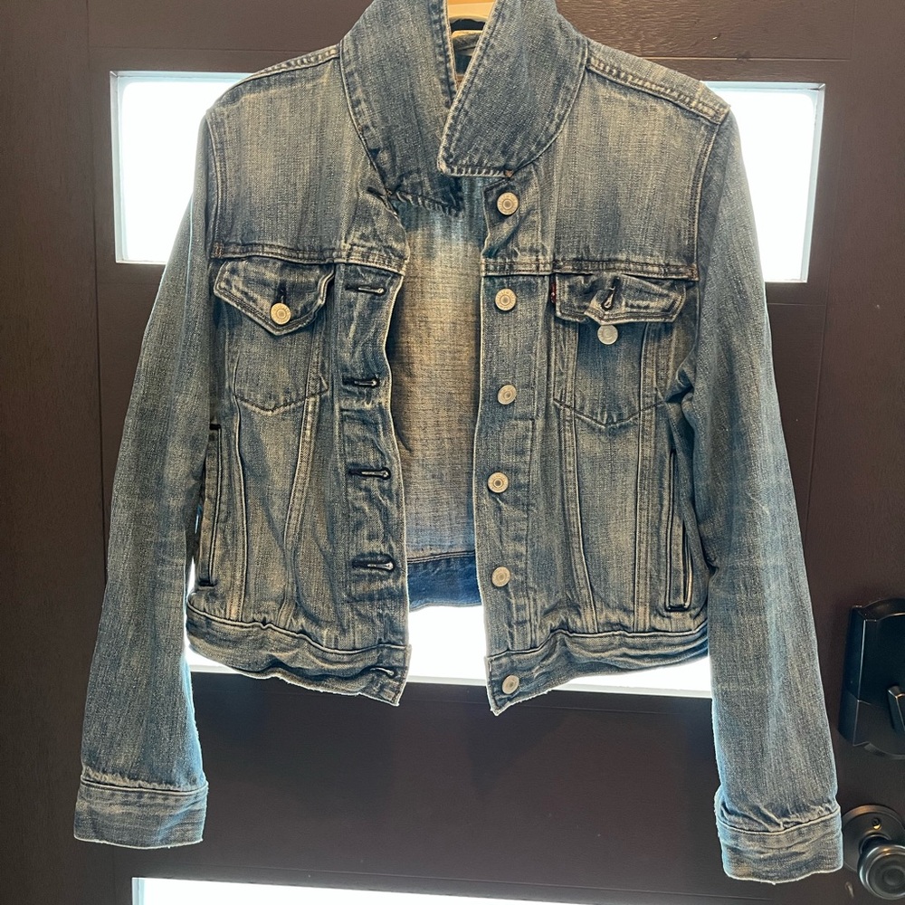 Women’s XL Levi’s Denim Jacket